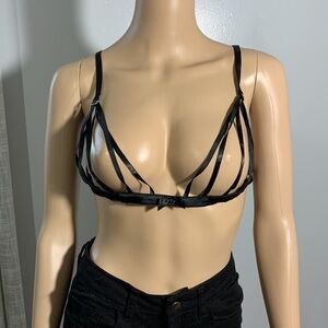 Frederick's of Hollywood open strap ribbon bra